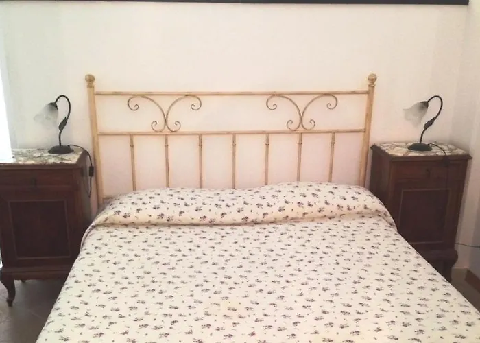 Le Conchiglie بيت ضيافة ليفانتو